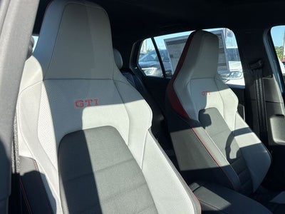 2026 Volkswagen Golf GTI Autobahn