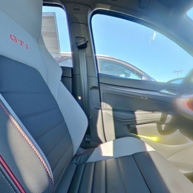 2026 Volkswagen Golf GTI Autobahn