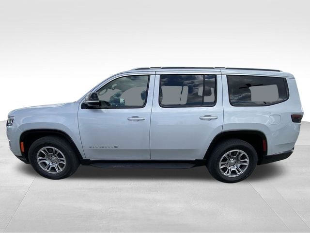 2023 Jeep Wagoneer Base