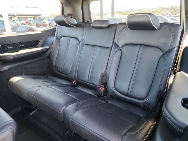 2022 Jeep Grand Wagoneer Series II