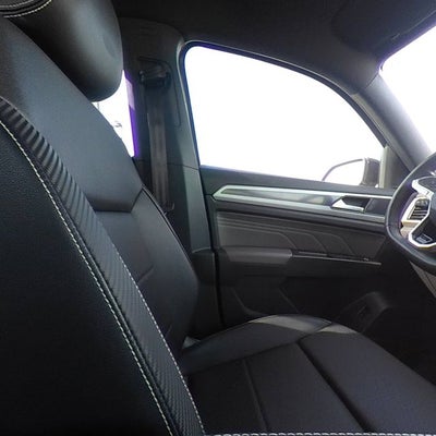 2023 Volkswagen Atlas Cross Sport 3.6L V6 SEL R-Line