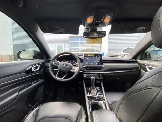 2023 Jeep Compass Altitude