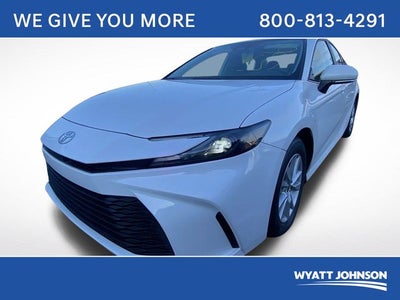 2025 Toyota Camry LE