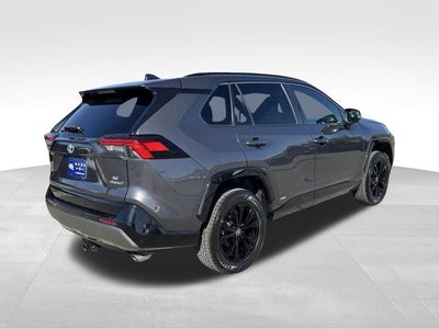 2022 Toyota RAV4 Hybrid SE