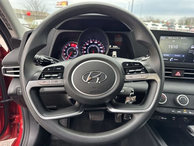 2021 Hyundai Elantra SE