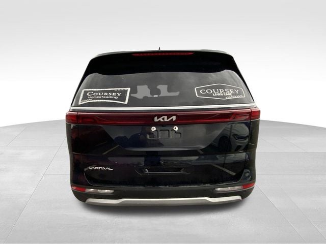 2023 Kia Carnival LX