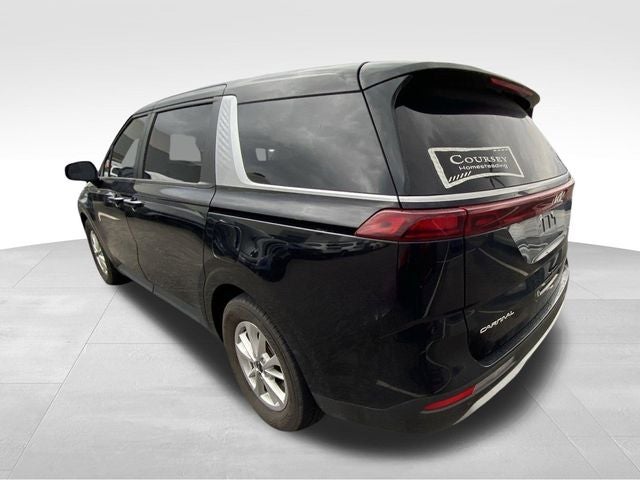 2023 Kia Carnival LX