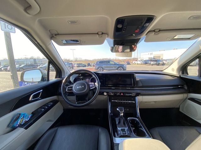 2024 Kia Carnival EX