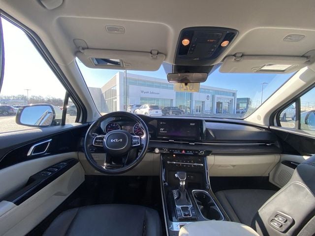 2022 Kia Carnival SX